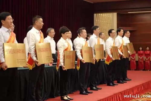 a43f0e05a61cef36937f8bdf1e3da3